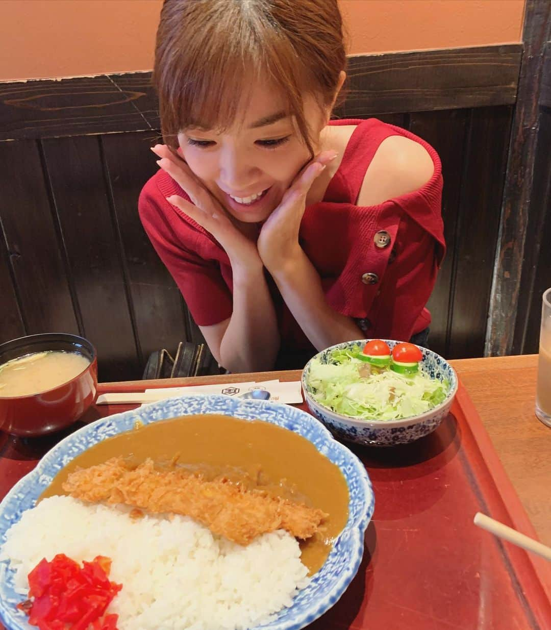 齊藤夢愛さんのインスタグラム写真 - (齊藤夢愛Instagram)「カレーは飲み物だから0カロリーだよね？☺️笑 . . #おはよう #カレー #ダイエット #カレー #カレーは飲み物 #大食い #噛まずに飲む癖なんとかしないと」10月20日 8時35分 - yuadayoo