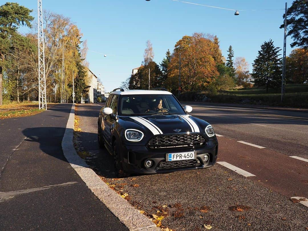 田中亜土夢さんのインスタグラム写真 - (田中亜土夢Instagram)「@autotalolaakkonen  #laakkonenmini  #laakkonenespoo  #countryman  #minicooper  #minicountryman  #minielectric   #フィンランド #ヘルシンキ #北欧 #MINI #miniのある生活  #helsinki #finland #ミニ好き #MINI好き  Photo: @etsuro_fi」10月20日 19時30分 - atom_tanaka_official