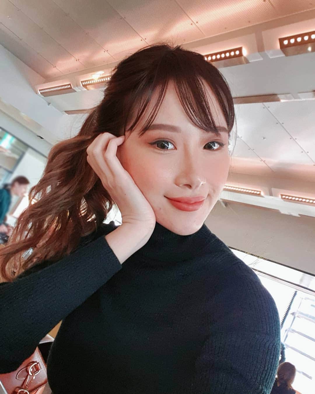 エリッサ・ヤマダのインスタグラム：「ポンポン— 🥞」