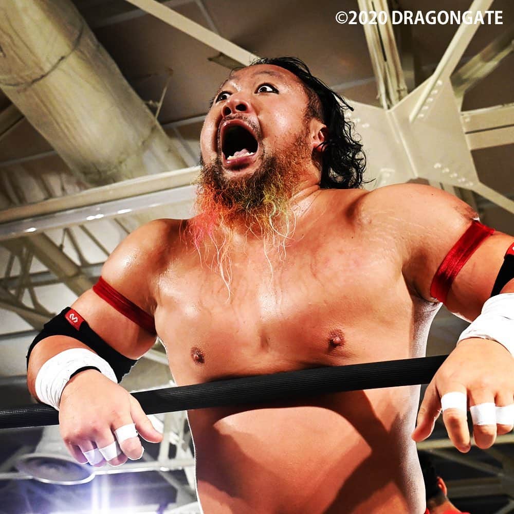 のインスタグラム：「丸め込みシャラップ！ #dragongate #prowrestling #bodybuilding #bodypositive #fitness #wwe #professional #strong #anytimefitness #luchalibre #mexico #ドラゴンゲート #プロレス #丸め込みシャラップ #ボディーメイク #ひげ #髭 #ヘアカラー #トレンド #お洒落 #インスタ映え #haircolor」