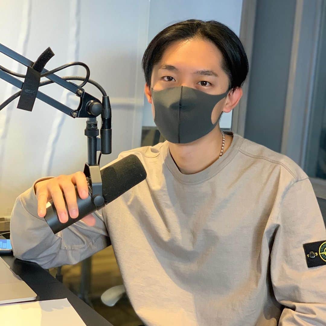 KEN THE 390のインスタグラム：「今週も火曜日22時からはWREPにて #ロックザハウス 放送です📻  今週は最近どハマりしているものついて話してます🌾🌾  全国どこからでも聴けます🙌  #KENTHE390」