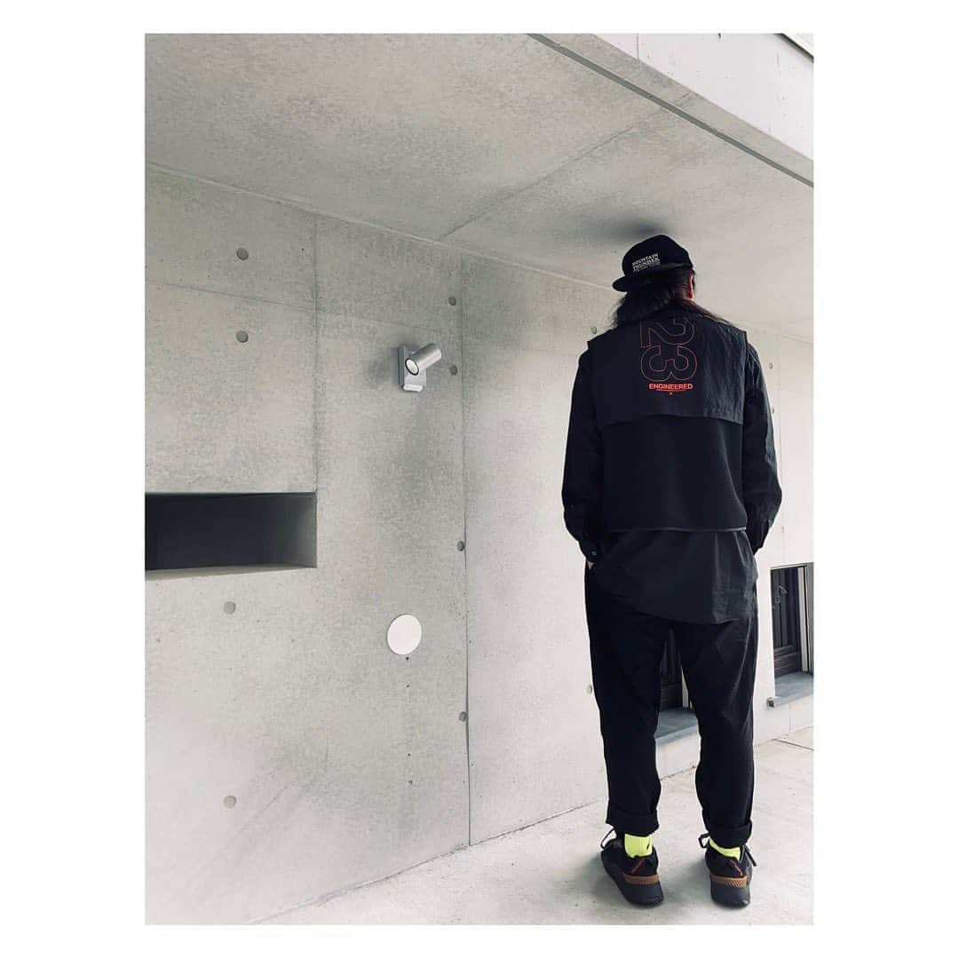 柏木作夢さんのインスタグラム写真 - (柏木作夢Instagram)「#longhairoldschool @jumpman23  ・・・・・ #ootd#nike#23engineered#jumpman#allblack#commedesgarcons#outfit#today#black#mensfashion#coordinate」10月20日 10時52分 - samukashiwagi