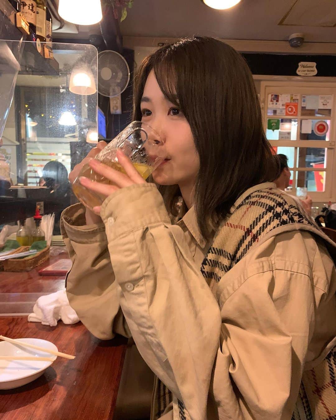 根本朱里さんのインスタグラム写真 - (根本朱里Instagram)「お酒が飲みたいです そのあとパフェも食べたいです」10月20日 10時53分 - kutarogutaroputaro