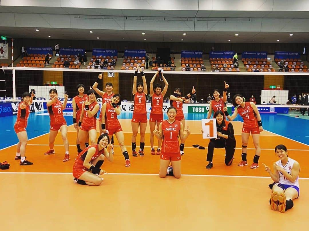 山内美咲のインスタグラム：「#2020-21 #vleague ﻿ #necレッドロケッツ  #1勝目  #佐賀の思い出  #海苔美味しい」