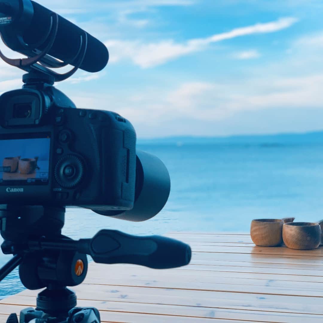 のインスタグラム：「We're shooting a film! This cafe is really beautiful.  #BGMC #BGMCRecords  #YouTube」