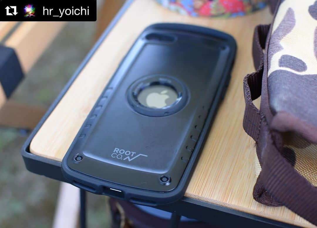 ROOT CO. Designed in HAKONE.さんのインスタグラム写真 - (ROOT CO. Designed in HAKONE.Instagram)「. @hr_yoichi 様、ご愛用ありがとうございます。  #shockresistcasepro  Repost from @hr_yoichi ギア感が🙆‍♂️ . . #root_co  #rootco  #iphonese  #キャンプ #キャンプ好きの人と繋がりたい  #ファミキャン  #キャンプギア #camphack取材  #ソトシル掲載希望  #campzine掲載希望  #campic掲載  #outingstylejp  #excamp #オシャキャン掲載希望 #hinata_outdoor #takibipic  #__gearstock__  #コレキャン #ナチュラルトーン掲載希望 #campify_mag #campingoods」10月20日 11時34分 - root_co_official