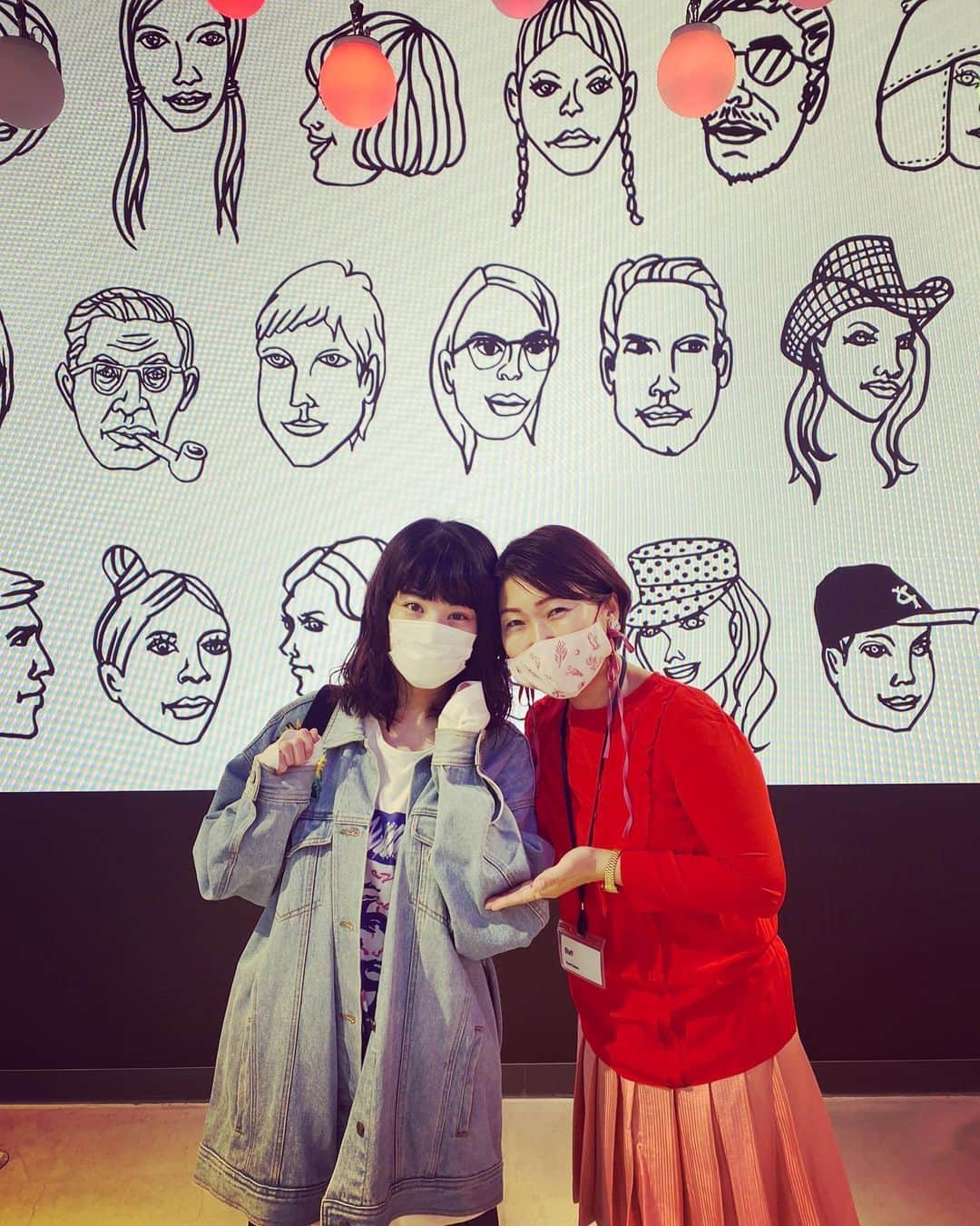 ほな・いこかのインスタグラム：「@poromporom  さんのブランド、 CHEESEのPOPUP かわいくてすき。」