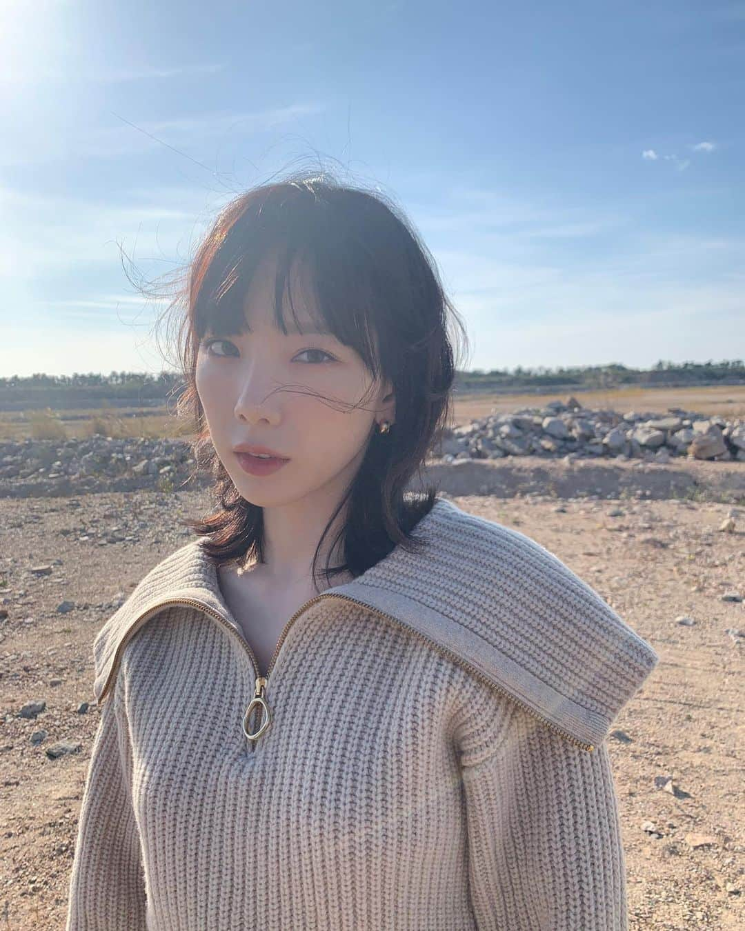 テヨン さんのインスタグラム写真 - (テヨン Instagram)「🍁🍂🌾 오늘 6pm💿 #놓아줘 with @crush9244」10月20日 12時47分 - taeyeon_ss