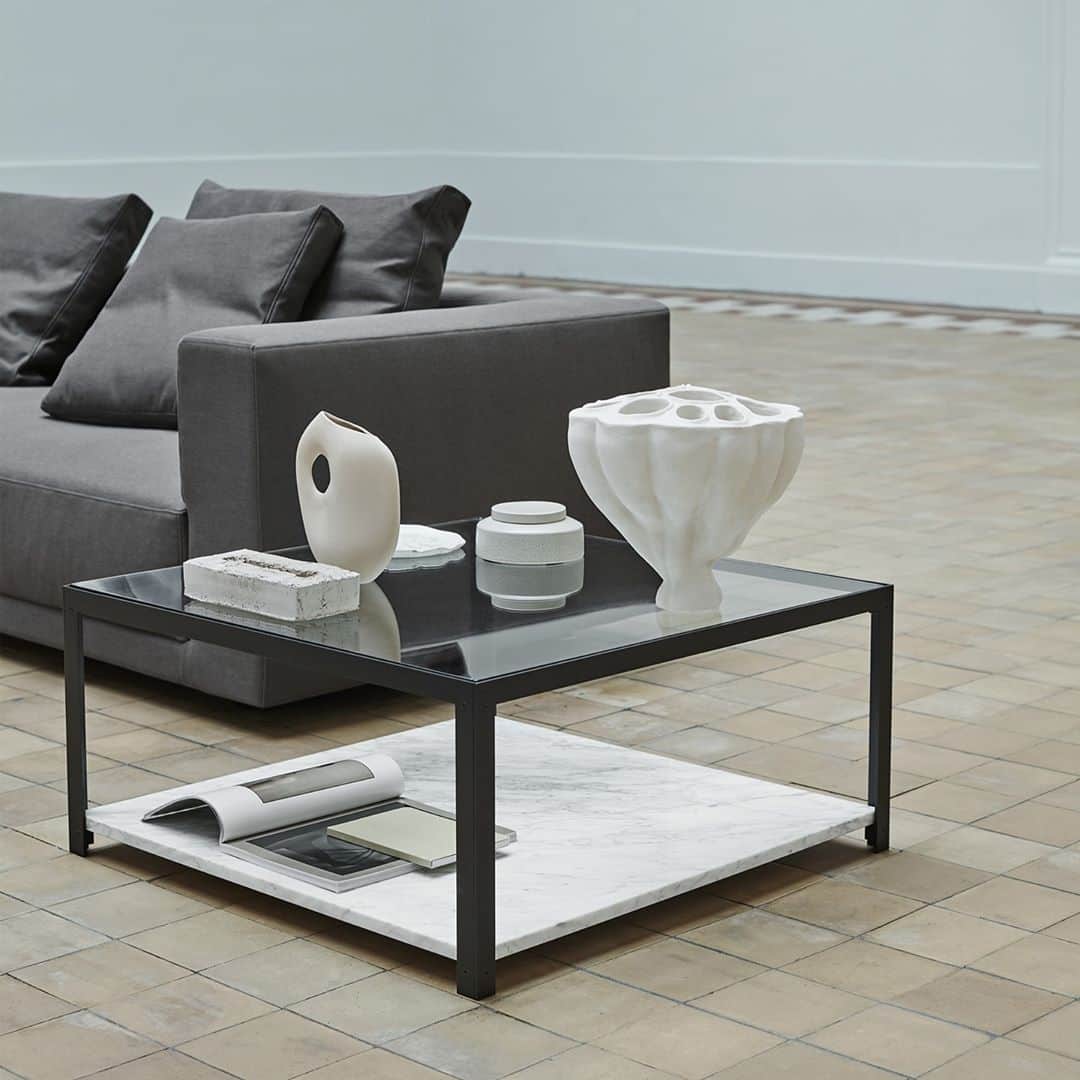eilersenのインスタグラム：「Frame it is now possible to emphasize the beauty and versatility of the multitude of tabletops that Eilersen has to offer. A simple frame to elevate the tabletop of your dreams.⁠ •⁠ •⁠ •⁠ #eilersen #eilersenfurniture #myeilersen #rig #frame #interiordesign #homedecor #sofa #danishdesign #inredning #finahem #interiorlovers #interiordesign #modernliving #minimalism #nordiskehjem #nordicinspiration #nordicliving #craftsmanship #luxurylifestyle #boligindretning #designinterior #livingroominspo #boliginspiration #softminimalism #hemindredning #schönerwohnen #nordicminimalism」