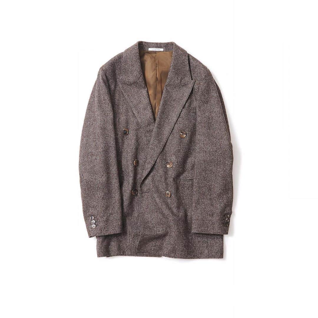 のインスタグラム：「・ New♦️Arrival・ ・ ♦︎COUTURE　D’ADAMクチュール・ド・アダム /オーバーサイズダブルジャケット(BROWN) ・ COUTURE D'ADAM（クチュール・ド・アダム）の定番、オーバーサイズジャケット。温もりのあるブークレー素材を使用し、芯地を使わず仕立てている為、とても軽くカーディガンや大判ストールのように羽織れるアウター。 袖裏がストライプ柄になっているので、袖口をロールアップしてもバランスよく着こなして頂けます。 ニットと合わせて真冬まで活躍できるアイテムです。  ・ #kkcloset #kkshop #菊池京子 #kyokokikuch #coordinate #code #ootd #outfit #kotd #カジュアル #follow #style #fashion #ファッション #秋冬 #happy #feminine #jacket #brown #madeinjapan #ジャケット #オーバーサイズ」