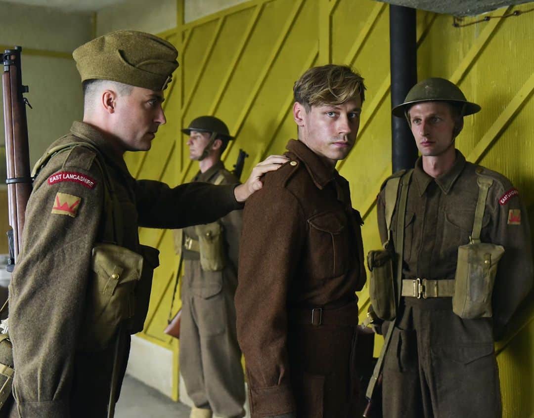 UPLINK film distributionさんのインスタグラム写真 - (UPLINK film distributionInstagram)「『#キーパーある兵士の奇跡』#アップリンク吉祥寺 にて、10月23日（金）より公開🥅🖐✨ ・・・ その手が、戦いを愛に変えた。 世界各国の映画祭で数々の観客賞を受賞！ 第二次世界大戦後、ナチス兵が平和の架け橋に。私たちが人生で出会う最高の実話。 ・・・ 監督：#マルクスHローゼンミュラー 出演：#デヴィッドクロス、#フレイアメーバー、#ジョンヘンショウ、#デイヴジョーンズ」10月20日 14時31分 - uplink_film