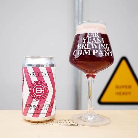 FAR YEAST BREWINGさんのインスタグラム写真 - (FAR YEAST BREWINGInstagram)「＜12本アソートセット復活！＞﻿ ﻿ お待たせしました！﻿ Web Storeに沢山のリクエストをいただいていた、いろんなビール詰め合わせの﻿ ===========﻿ アソート12本セット﻿ が第6弾で復活﻿ ===========﻿ ﻿ 今回は、Culmination Brewingとのコラボ「KRIEK IN THE FLESH」も仲間入り。﻿ その他限定品や、KAGUA Special、東京シリーズ缶瓶飲み比べも入って送料無料！﻿ ﻿ ぜひ、秋の夜長にお楽しみください。﻿ ﻿ ﻿Web Storeはプロフィールリンクから！ ﻿ #faryeastbrewing #faryeast #fyb #beer #beerpics #beerlover #beerstagram #beertography #craftbeerlife #beergeek #beerblog #craftbeergeek #ilovebeer #beerhunter #hophead #beertime #cheers #craftbeer #craftbeerlife #ビール #ビアハンター #ビアスタグラム #地ビール #クラフトビール好き #ビール好き #ビアスタグラマー #ビール愛好家 #ビール部 #クラフトビール」10月20日 14時59分 - faryeastbrewing