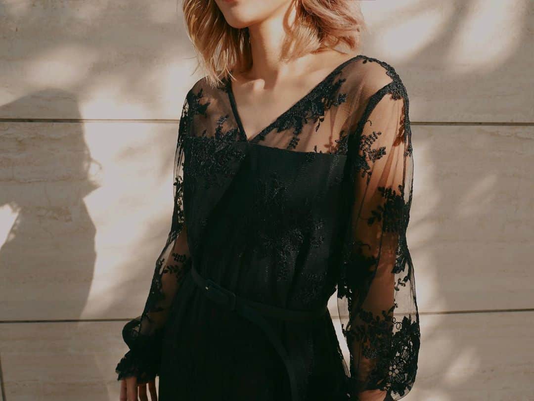 宮本沙恵のインスタグラム：「🖤🖤🖤 #myshawty#dress#daydress」