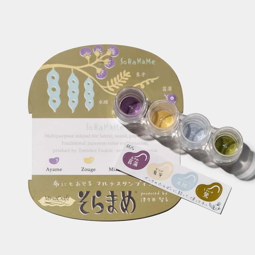 TOOLS to LIVEBY / 禮拜文房具のインスタグラム：「. Tsukineko豆子四色印泥  Tsukineko與知名橡皮印章創作者-津久井智子合作推出的豆子四色印泥，顏色鮮明柔亮，猶如作畫一般，讓棉布、木材、紙張、植鞣皮等物品染上美麗的色彩。 .」
