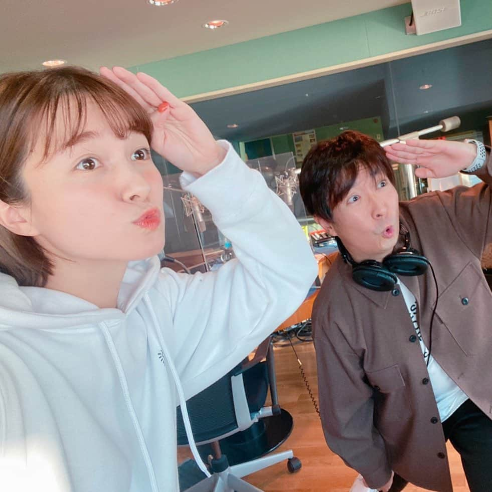 有村昆さんのインスタグラム写真 - (有村昆Instagram)「#bayfm #bayline  今から3時間生放送だよー  聞いてね！ #岡田ロビン翔子  ゲストは　#XXCLUB 大島さんだよー」10月20日 16時16分 - kon_arimura