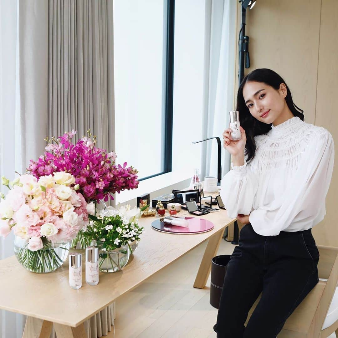 山賀琴子さんのインスタグラム写真 - (山賀琴子Instagram)「Special Session at EDITION HOTEL  #DiorCaptureTotale #カプチュールトータル  @diorskincare @dior」10月20日 17時33分 - kotokoyamaga