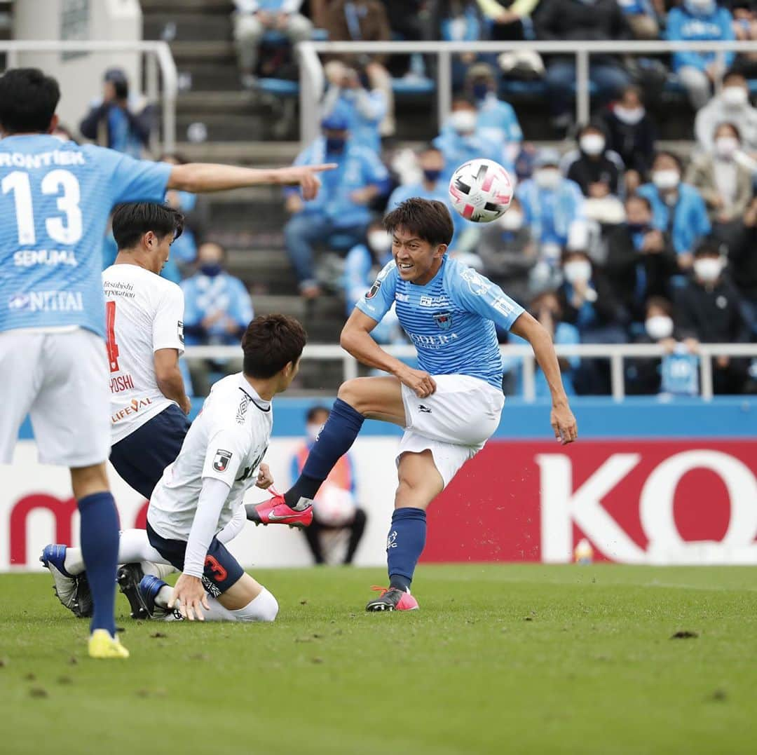 横浜FCさんのインスタグラム写真 - (横浜FCInstagram)「- 2020/10/18 vs FC TOKYO - #yokohamafc #横浜FC #RECORDTHEBLUE #JLEAGUE #Jリーグ」10月20日 17時52分 - yokohamafc_official