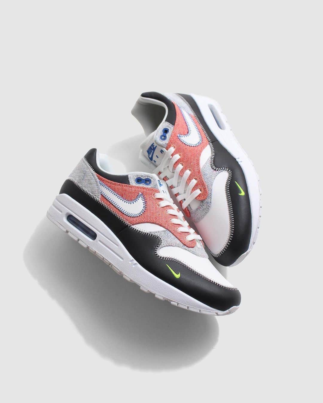 A+Sのインスタグラム：「2020. 10. 22 (thu) in store﻿ ﻿ ■NIKE AIR MAX 1 NRG﻿ COLOR : WHITE/GAME ROYAL-BLACK-ELECTRIC GREEN﻿ SIZE : 26.0cm - 29.0cm﻿ PRICE : ¥15,500 (+TAX)﻿ ﻿ ヘリテージをアップデート。 ナイキ エア マックス 1は、1987年以降に君臨した伝説のスニーカーを一新。 ストリートファッションとスポーツを融合させ、オリジナルのランニングシューズと同じ軽量クッショニングとクラシックなシルエットを採用。リサイクル素材、新しいカラーと露出したステッチで大胆にアップデートを加えた一足です。﻿ ﻿ Updated heritage. The Nike Air Max 1 redesigns the legendary sneakers that have reigned since 1987. Combining street fashion and sports, it has the same lightweight cushioning and classic silhouette as the original running shoes. A pair of bold updates with recycled materials, new colors and exposed stitching.﻿ ﻿ #a_and_s﻿ #NIKE﻿ #NIKEAIRMAX﻿ #NIKEAIRMAX1﻿ #NIKEAIRMAX1NRG」