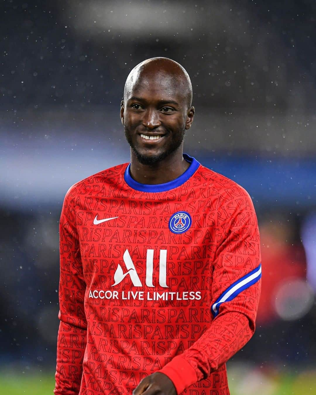 パリ・サンジェルマンFCさんのインスタグラム写真 - (パリ・サンジェルマンFCInstagram)「Your 🔴🔵 debut, @iamdanilopereira 😏 Tes débuts en 🔴🔵, @iamdanilopereira 😏 . #PSGMU #ICICESTPARIS #AllezParis #ParisSaintGermain #PSG #Paris #Football #ChampionsLeague #UCL #Danilo #DaniloPereira」10月21日 3時55分 - psg