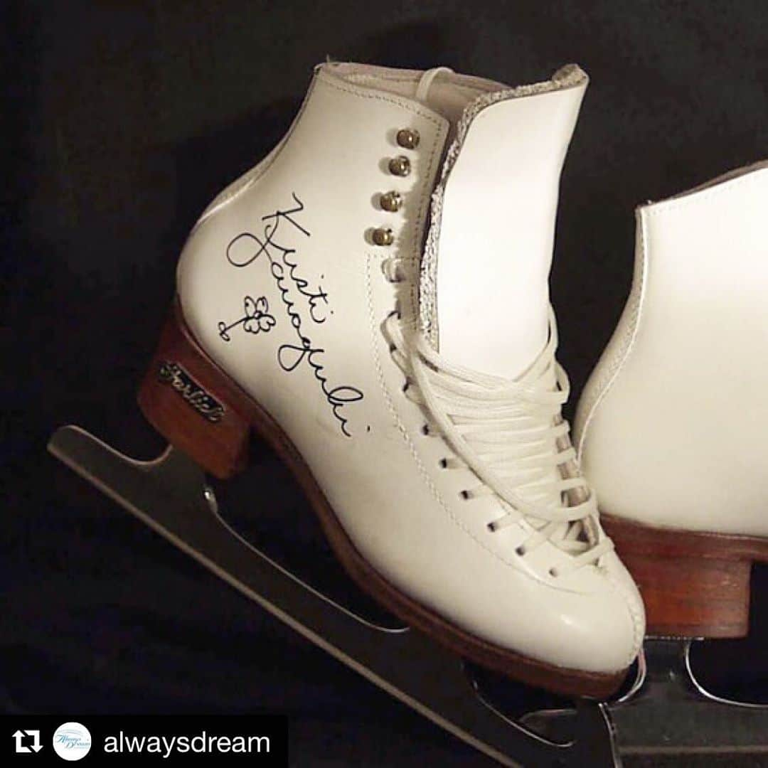 クリスティー・ヤマグチさんのインスタグラム写真 - (クリスティー・ヤマグチInstagram)「Join our gala and possibly win a pair of my skates!  Link in bio to reserve your “seat” ⛸⛸⛸ #Repost @alwaysdream  ・・・ GIVEAWAY: Win an autographed ice skate from Kristi Yamaguchi’s collection! To enter, register for our virtual Always Dream Gala (coming up on Weds 10/21 4:45 pm PST). The winner will be announced next Thursday. Best of all, every dollar supports students in your community!⛸❤️#linkinbio #sportsmemorabilia #kristiyamaguchi #figureskating #giveaway #collectorsitem #foracause」10月21日 3時49分 - kristiyamaguchi