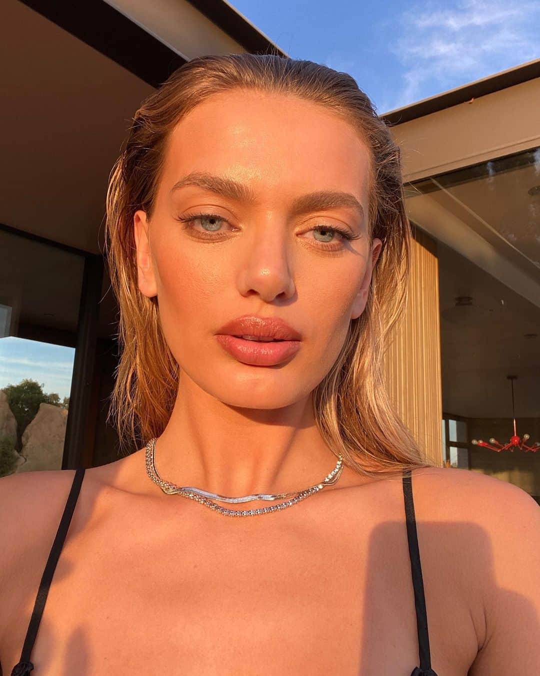 ブレッヒェ・ハイネンのインスタグラム：「tb selfie 🤳🏼」