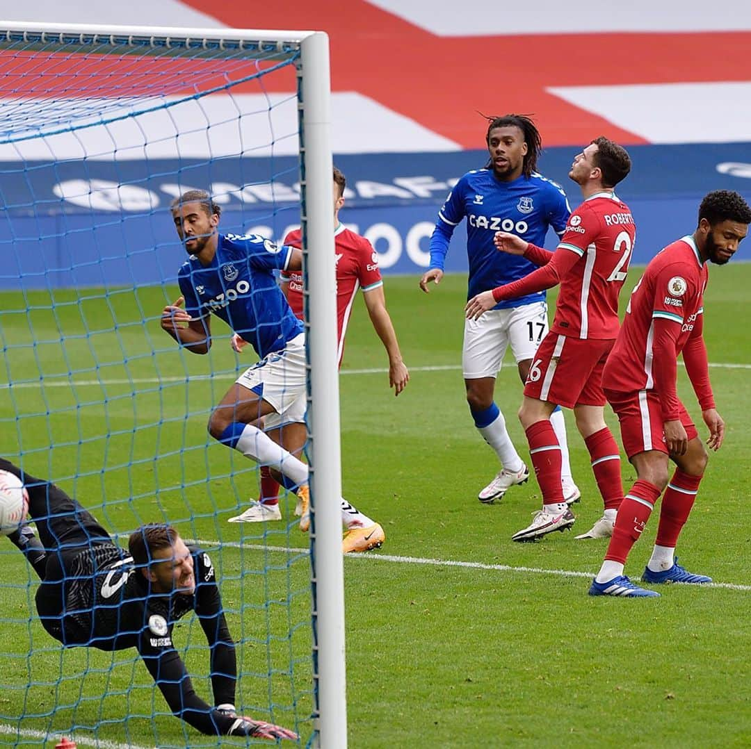 エヴァートンFCさんのインスタグラム写真 - (エヴァートンFCInstagram)「No team has scored more headed goals in the #PL than #EFC since the start of last season! 💥」10月21日 4時28分 - everton