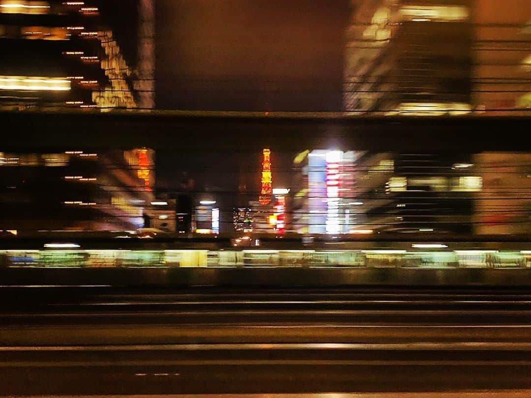 倉田雅世さんのインスタグラム写真 - (倉田雅世Instagram)「ただいま、東京。 東京タワーが見えるとホッとしますね。 スカイツリーも見えるんですが、写真に収められないの💦」10月20日 20時35分 - kuralamune