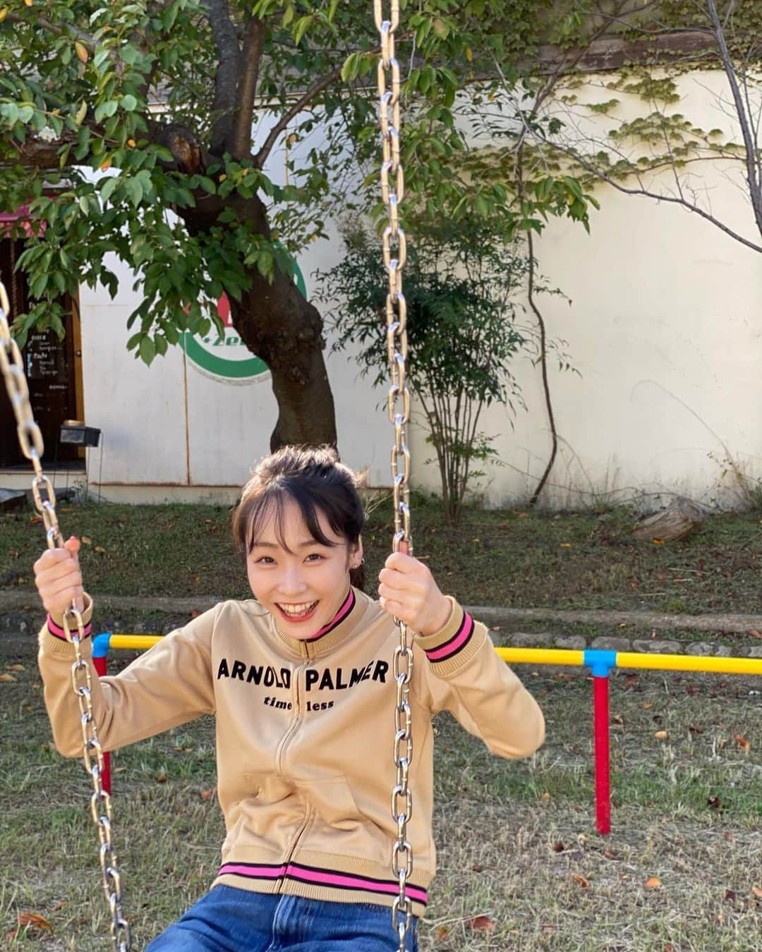 田中美有さんのインスタグラム写真 - (田中美有Instagram)「こんばんは🌙.*·̩͙  今日は少し投稿が遅くなってしまいました🥺💧  先週の金曜日に私のブログがアップされたので、ぜひ見てください✌🏻 何年かぶりの鉄棒チャレンジのお話してます😂  そして今日も#みゆポチ お待ちしてます🧸🤍🤍  #ミスコン #ミスキャンパス関西学院 #ミス関学 #今日のコーディネート #ヘアアレンジ #ヘアスタイル #ポニーテール #公園コーデ #撮影 #被写体モデル」10月20日 21時22分 - miyutanaka_06