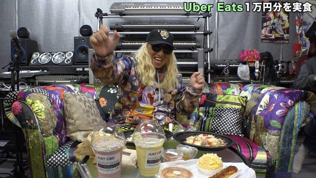 DJ KOOさんのインスタグラム写真 - (DJ KOOInstagram)「YouTube企画！！ Uber Eatsで1万円分頼んでみたら！ 意外に○○だったけど！！ 色々な物が頼めて楽しくておいしかったです！！  「DJ KOOの電KOO石火わいたー」   #UberEATS #タコス #DJKOO   https://youtu.be/Q1F6kpF7KdA」10月20日 21時57分 - dj_koo1019
