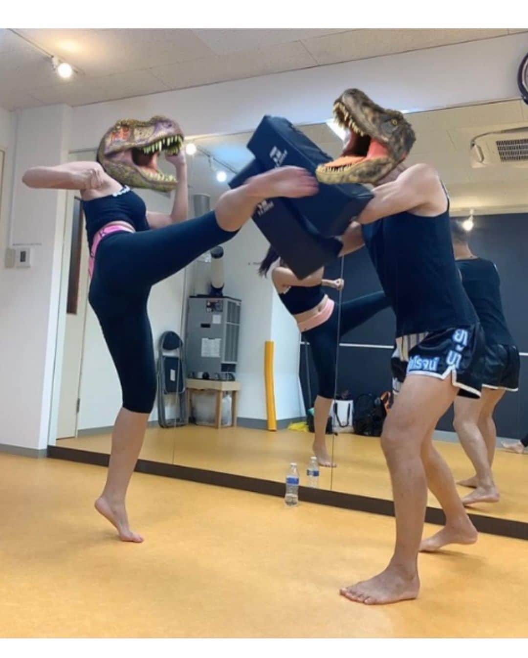 神谷麻美さんのインスタグラム写真 - (神谷麻美Instagram)「はるのんと#キックボクシング 🥊❤🔥✨ 楽しすぎた🥊🥰💕✨」10月20日 22時03分 - asamice428