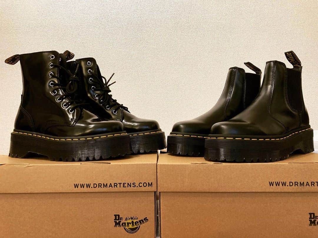 采女華のインスタグラム：「ドクターマーチンデビュー🤤 厚底マーチン🤤 これは運転ダメなやつ🤤  #drmartens #ドクターマーチン #厚底マーチン #ブーツ」