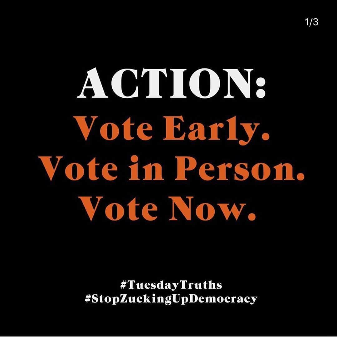 エイミー・シューマーさんのインスタグラム写真 - (エイミー・シューマーInstagram)「The misinformation on Facebook is threatening our democracy. #counteveryvote #tuesdaytruths #stopzuckingupdemocracy」10月20日 23時04分 - amyschumer