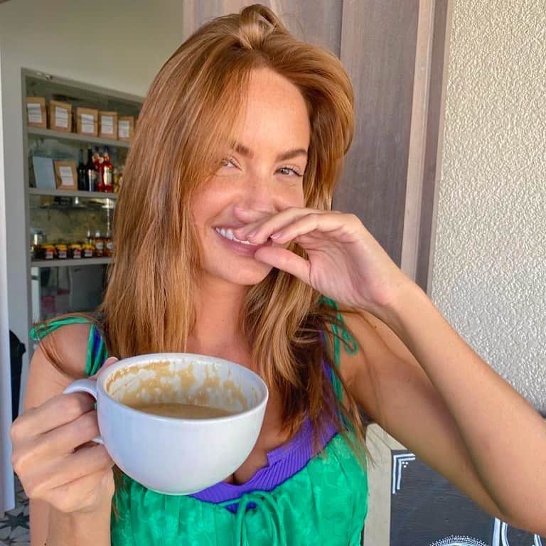 Sports Illustrated Swimsuitさんのインスタグラム写真 - (Sports Illustrated SwimsuitInstagram)「Rise and shine! What’s your coffee order?」10月20日 23時05分 - si_swimsuit