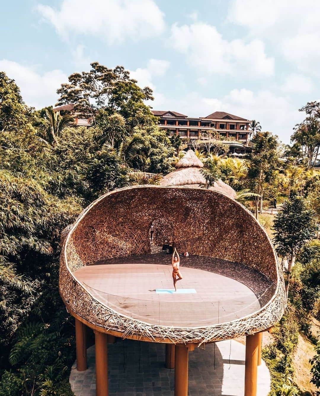 BEAUTIFUL HOTELSさんのインスタグラム写真 - (BEAUTIFUL HOTELSInstagram)「Take your mind off your worries and greet the day with a tranquil repose. 🧘‍♂️ Padma Resort Ubud sits on the enchanting Payangan forest and The Bamboo Nest overlooks an unspoiled river valley. 💦  Where are you headed for your next relaxing getaway? ✨  📸 @serenastravel 📍 @padmaubud, Bali, Indonesia」10月20日 23時13分 - beautifulhotels