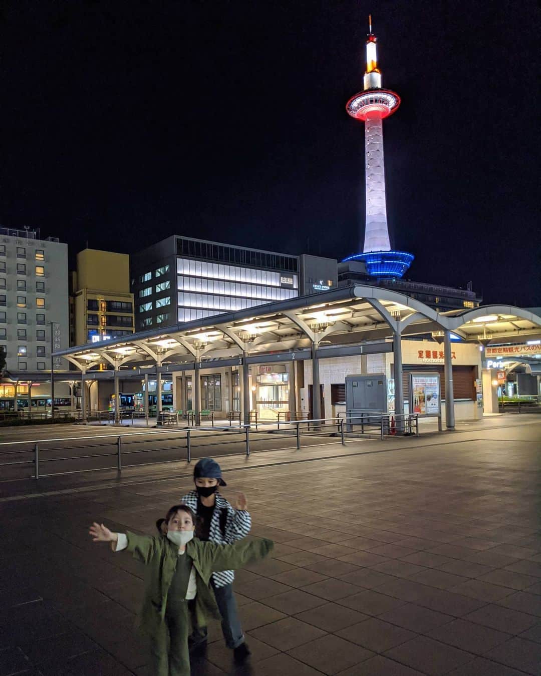 nao_nakabaさんのインスタグラム写真 - (nao_nakabaInstagram)「ドタバタ京都の夜。明日楽しみー♡ おやすみなさい🌛  #googlepixel #pixelで撮影 #teampixel  #mediam #京都 #参上」10月20日 23時21分 - nao_nakaba