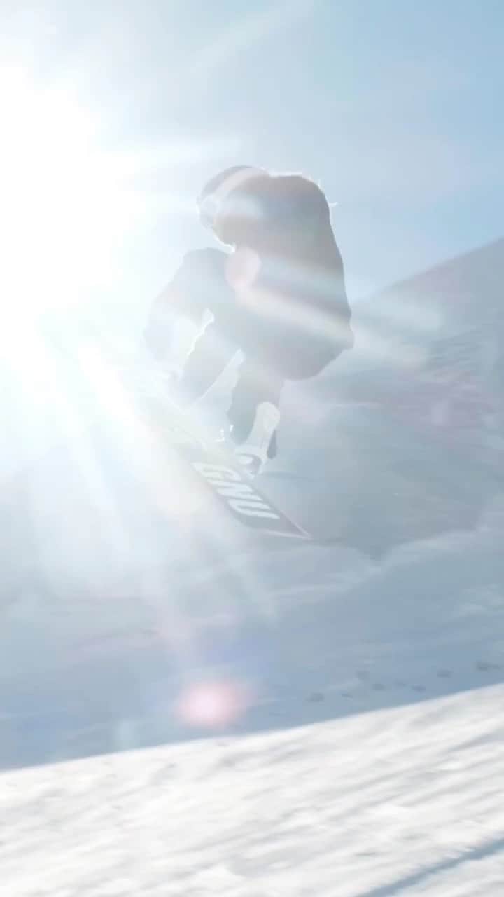 ジェイミー・アンダーソンのインスタグラム：「Always flowing w/ my @beatsbydre 💙🙏✨🌙   Thank you to all my sponsors that help make this dream a reality! @oakleysnowboarding @monsterenergy @gopro @gnusnowboards @un@dakine @urbanarmorgear @ussnowboardteam @sierra_at_tahoe @pacificobeer @freshnlean @doterra」