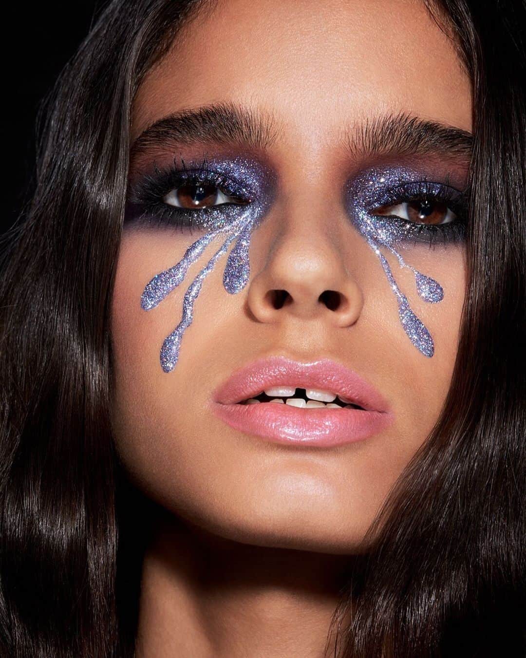 のインスタグラム：「HARO @harovasquezm for @maccosmetics  #WOMEN360MGMT #HaroVasquez #MAC #MacCosmetics」
