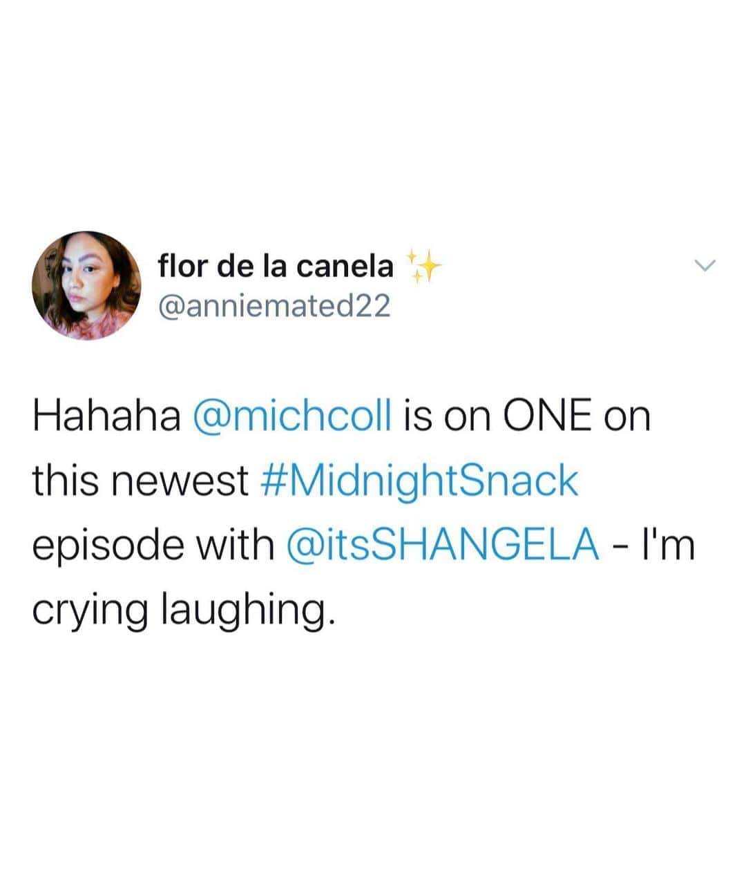 ミッチェル・コリンズさんのインスタグラム写真 - (ミッチェル・コリンズInstagram)「This week on Midnight Snack with Michelle Collins (me how embarrassing)... @ITSSHANGELA!! Host of the brand new @spotify show Halleloo Happy Hour with DJ Shangela. Did not stop laughing as the brilliant Shang told stories of how he got started in the business (@TGIFRIDAYS) and meeting his idols. One thing has become clear to me... I need to befriend @tylerperry 🙏🏻 while I work on that, beeline to the link in my bio and listen to part 1 which is already receiving RAVES on Twitter. Xoxox #creamgirl」10月21日 0時17分 - michcoll