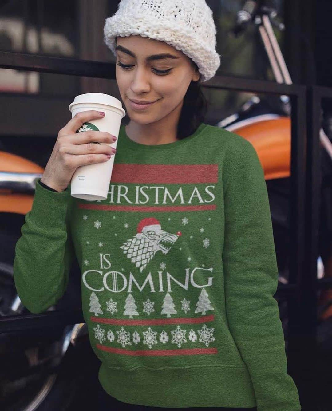 ピーター・ディンクレイジさんのインスタグラム写真 - (ピーター・ディンクレイジInstagram)「Christmas Is Coming! 🎅🏻  Check out these awesome Christmas Sweatshirts! You can get them from the link in MY BIO (Profile). ‼️ This is a limited edition so be fast! 🔥 Worldwide shipping 🌏  We print and ship all orders from USA 🇺🇸 Available in more than 15colors 🌈」10月21日 0時44分 - peterdinklage