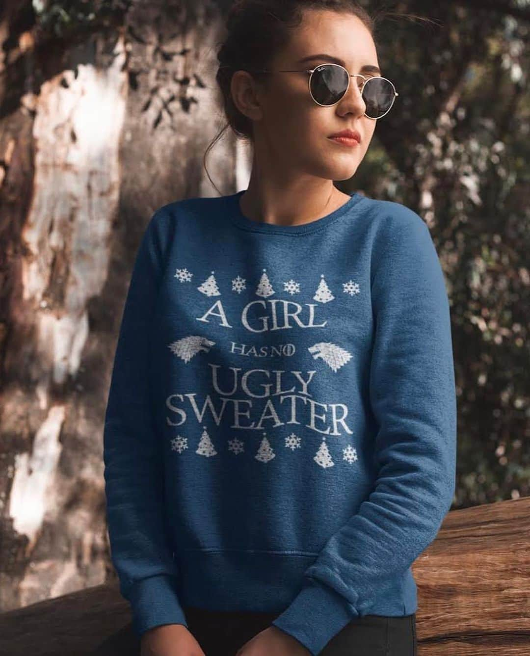 ピーター・ディンクレイジさんのインスタグラム写真 - (ピーター・ディンクレイジInstagram)「Christmas Is Coming! 🎅🏻  Check out these awesome Christmas Sweatshirts! You can get them from the link in MY BIO (Profile). ‼️ This is a limited edition so be fast! 🔥 Worldwide shipping 🌏  We print and ship all orders from USA 🇺🇸 Available in more than 15colors 🌈」10月21日 0時44分 - peterdinklage