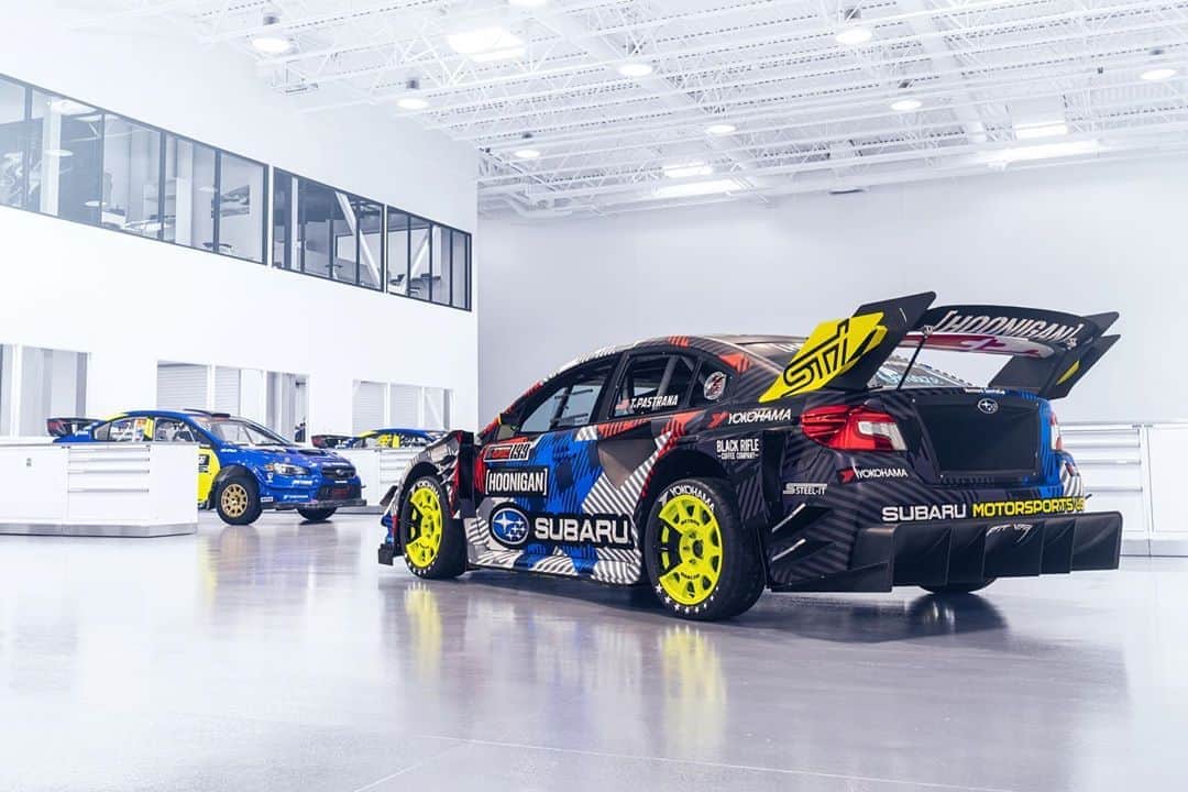 のインスタグラム：「Now the detailed livery pics... What do ya see? 🧐   Shot at @vermont.sportscar  #subaru #travispastrana  #Repost @thehoonigans  ・・・ Freshly wrapped and ready to fly, shoot fire, and do all kinds of other @TravisPastrana type things: the all-new Gymkhana STI from @Subaru_USA. Shot by our buddy @AndrewLink.」