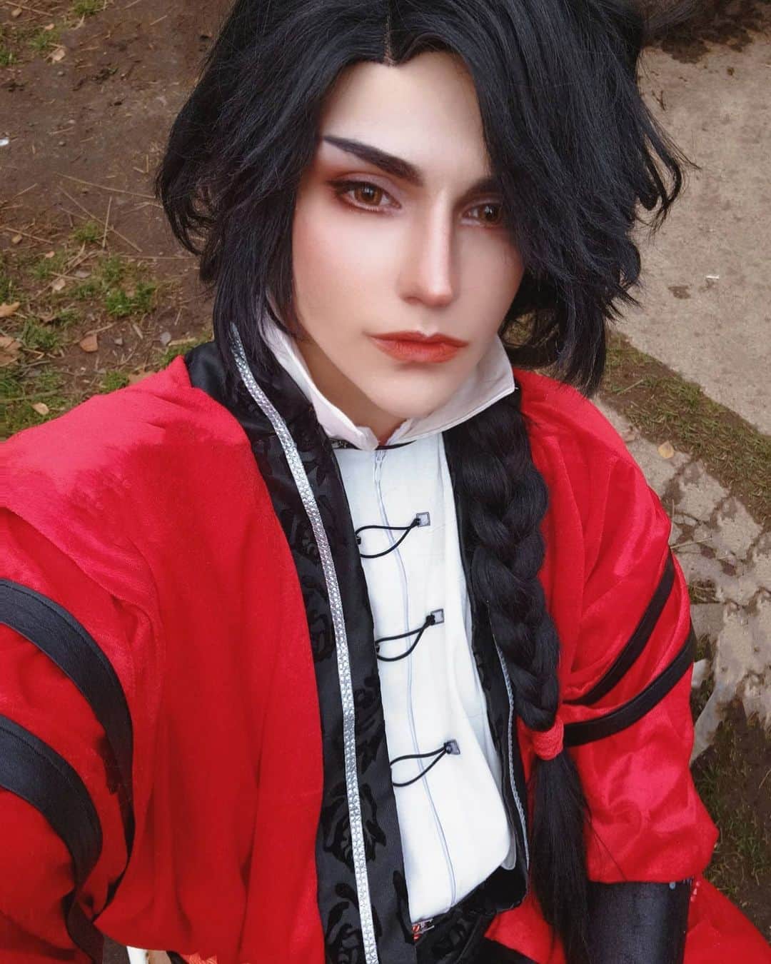 のインスタグラム：「Stay Tuned 🤫🤤😉 #sanlang comics version, all cos made by me 😂😂  Wig @geshacos #heavensofficialblessing  animation start in end of this month, highly recommend yo watch) More backstage on my  Patreon.com/Geshacos Cant wait start mew #HuaCheng costume. But first  done my calendar's preparation 😏 #hualian #tianguancifu #bl #cosplay #starember #tgcf #novel #malecosplay #geshacoser #mxtx #mdzs #svsss #xielian」