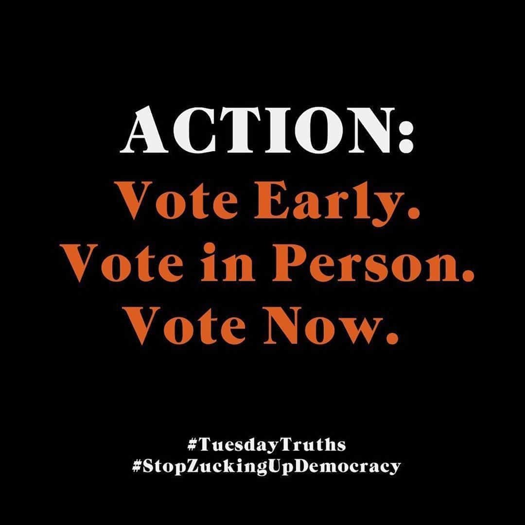 ジョシュ・ギャッドさんのインスタグラム写真 - (ジョシュ・ギャッドInstagram)「#TuesdayTruths  #VoteNow #voteEarly  #VoteInPerson」10月21日 1時23分 - joshgad