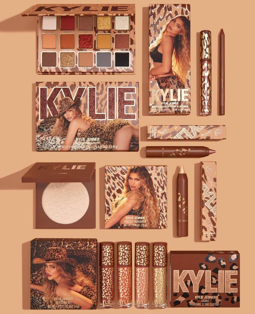 クリス・ジェンナーさんのインスタグラム写真 - (クリス・ジェンナーInstagram)「Kylie’s new collection launches 10/26 at 3pm pt. So perfect for the fall weather, can’t wait for this! @kyliejenner 🤎🐾 #proudmama @kyliecosmetics」10月21日 3時10分 - krisjenner