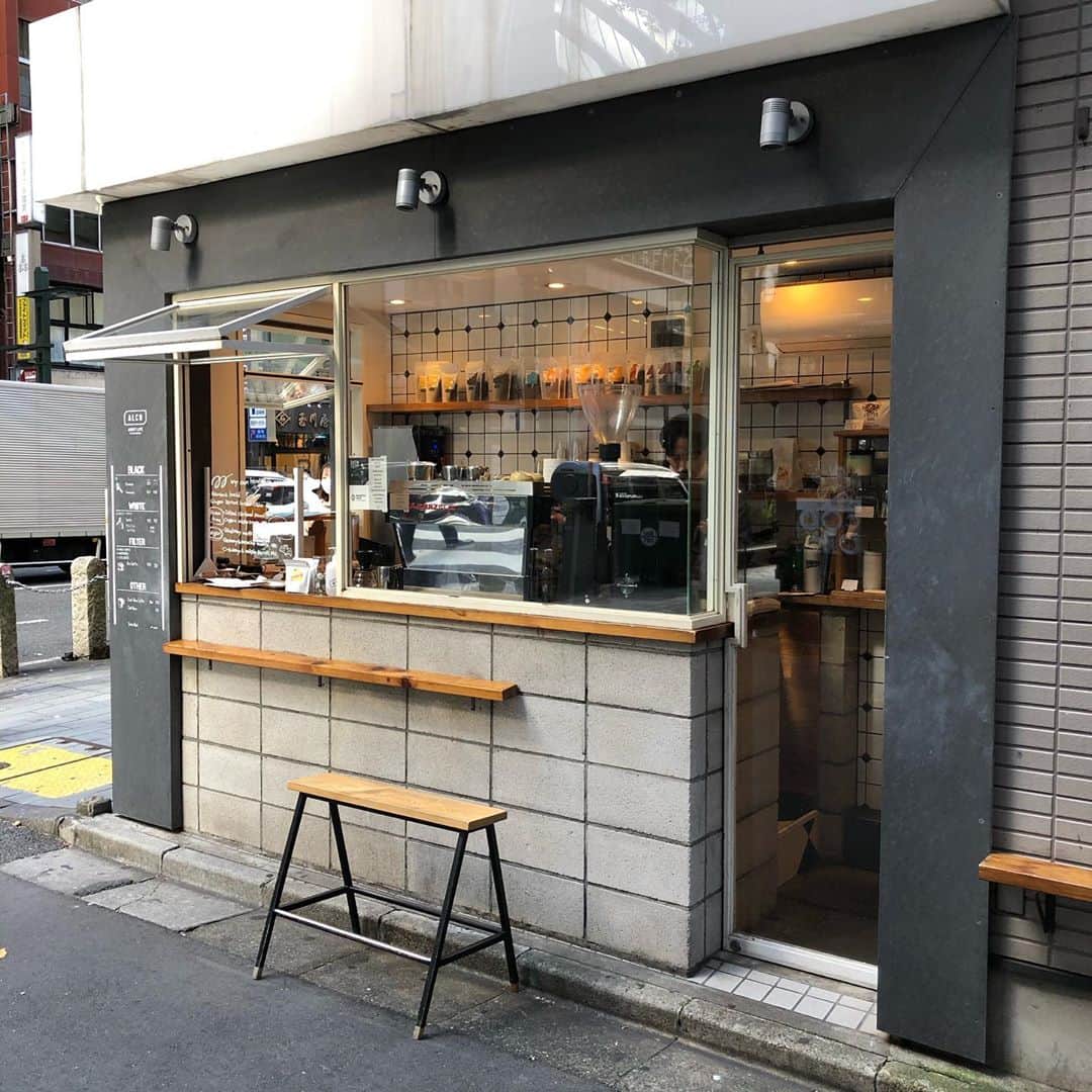 ABOUT LIFE COFFEE BREWERSのグルメインスタ
