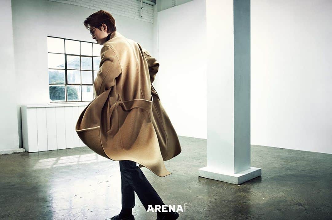 チョン・ギョンホさんのインスタグラム写真 - (チョン・ギョンホInstagram)「dkny😲😲😲❤️👍🏻 @arenakorea #DKNY #ARENAKOREA#광고」10月21日 12時53分 - jstar_allallj