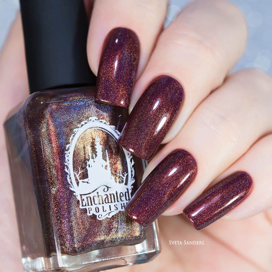 Sveta Sandersのインスタグラム：「#EnchantedPolish Cranberry Woods by @enchantedpolish ❤️」