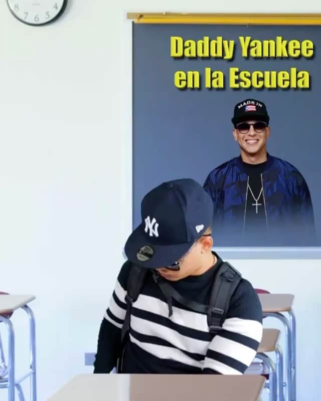 ダディー・ヤンキーのインスタグラム：「😂😂😂😂😂😂 #sacapunta 😂😂」