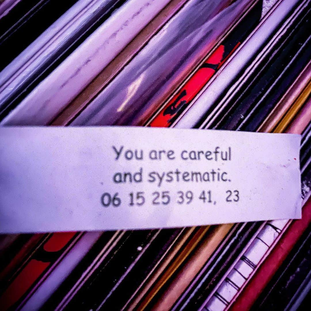 KanaKatanaさんのインスタグラム写真 - (KanaKatanaInstagram)「Fortune cookies be lying 🥠😝 . . . . . . . #lies #carefulwhen #lol #music #love #housemusic #techno #minimal #disco #vibe #lifestyle #fortunecookie #chinesefood #chinesecookie #mood #photooftheday #vinyl #record #goodvibes #haveaniceday #itsfallyall #election2020 #onlygoodsystemissoundsystem」10月21日 6時07分 - kanahishiya