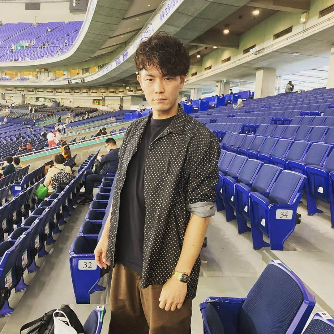 菅原好謙のインスタグラム：「b.r.d  #baseball #ruike #dramatics  #groovyrubbish  #ruikedramatic #childactor  #watching  #baseball  #everyday #tokyodome  #humanpowerhouse  #tontsukatan  #mothership」